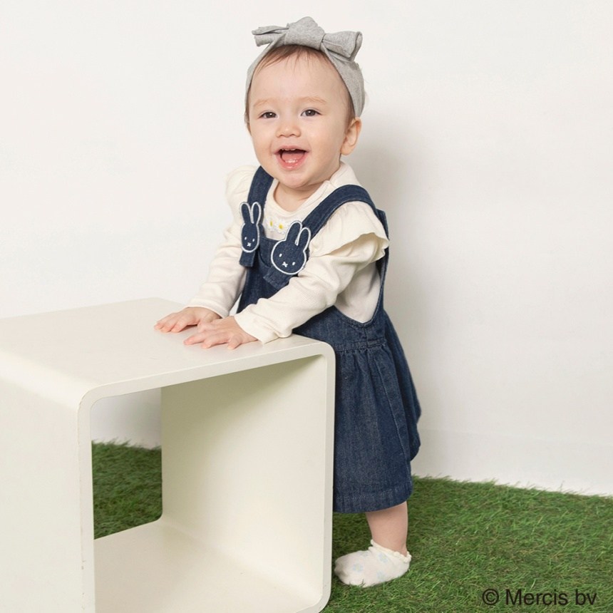 ネイビーブルー