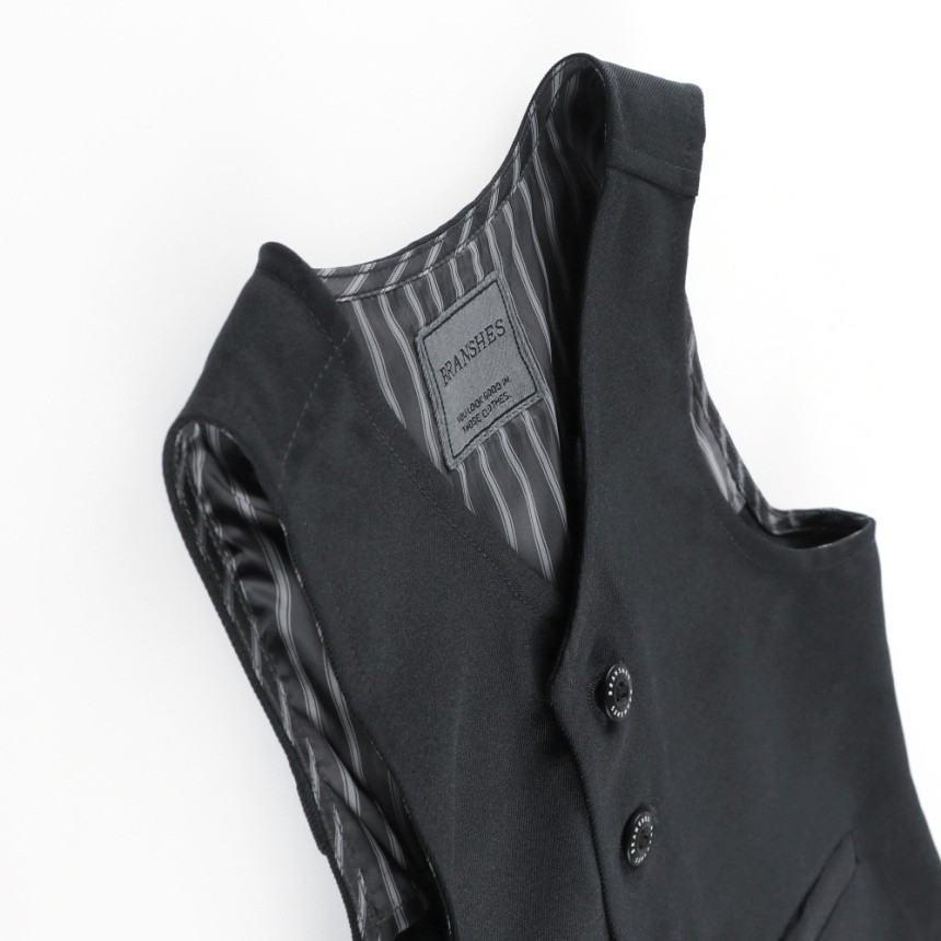 ネイビーブルー