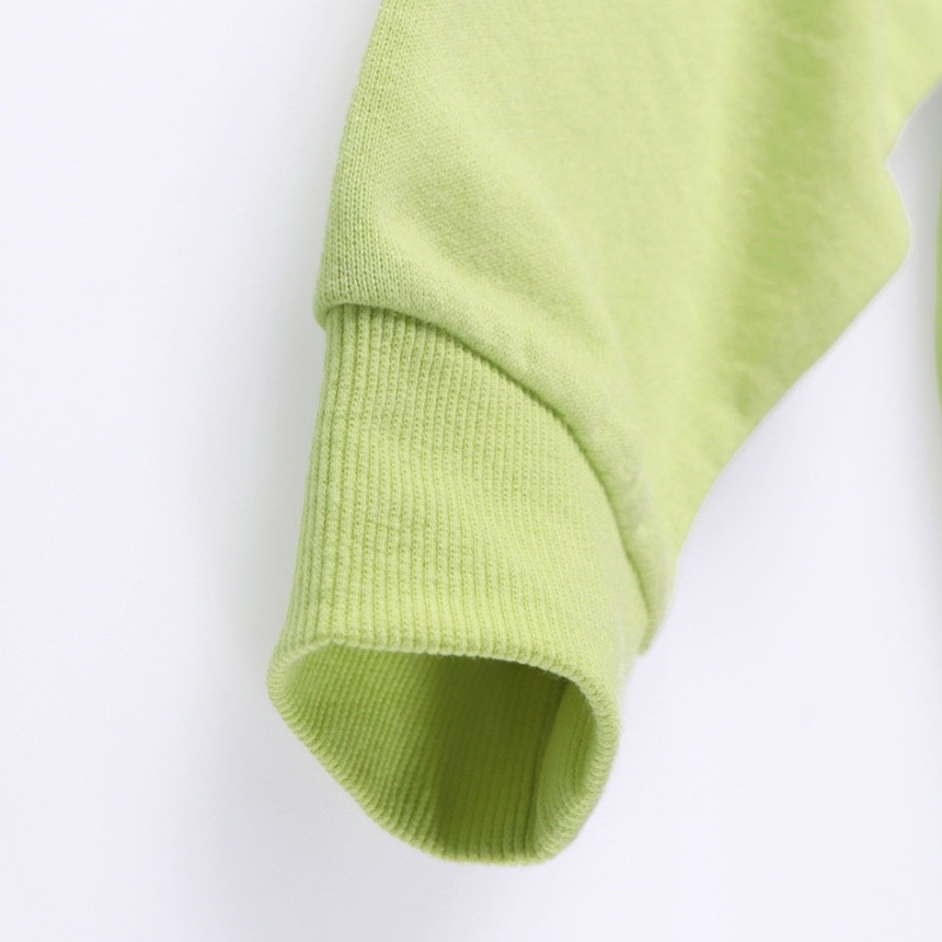 ライトグリーン