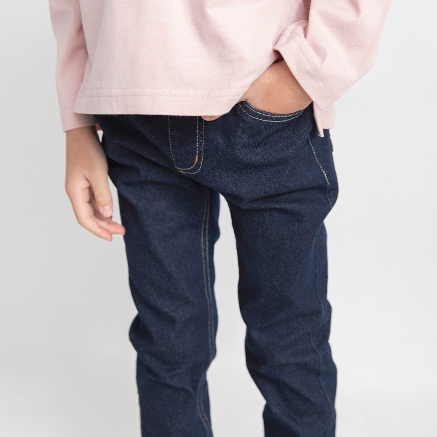 ネイビーブルー