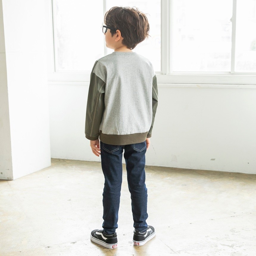 ネイビーブルー