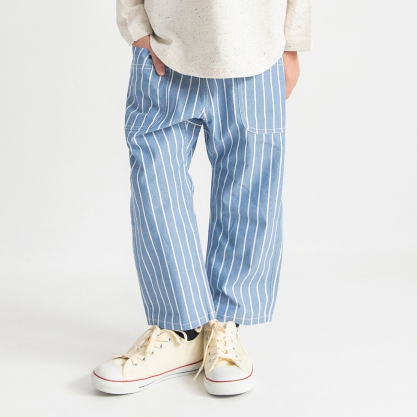 ネイビーブルー