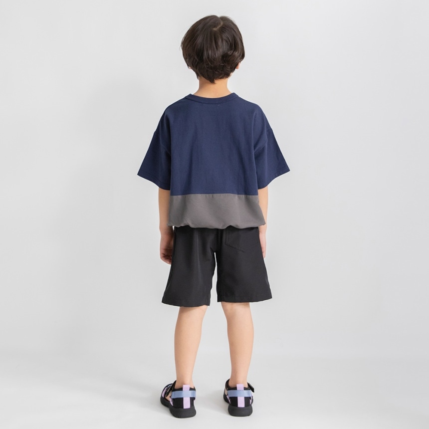 ネイビーブルー