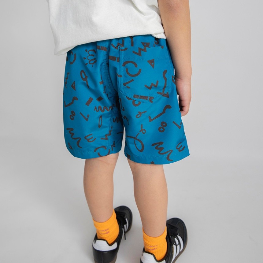 ネイビーブルー