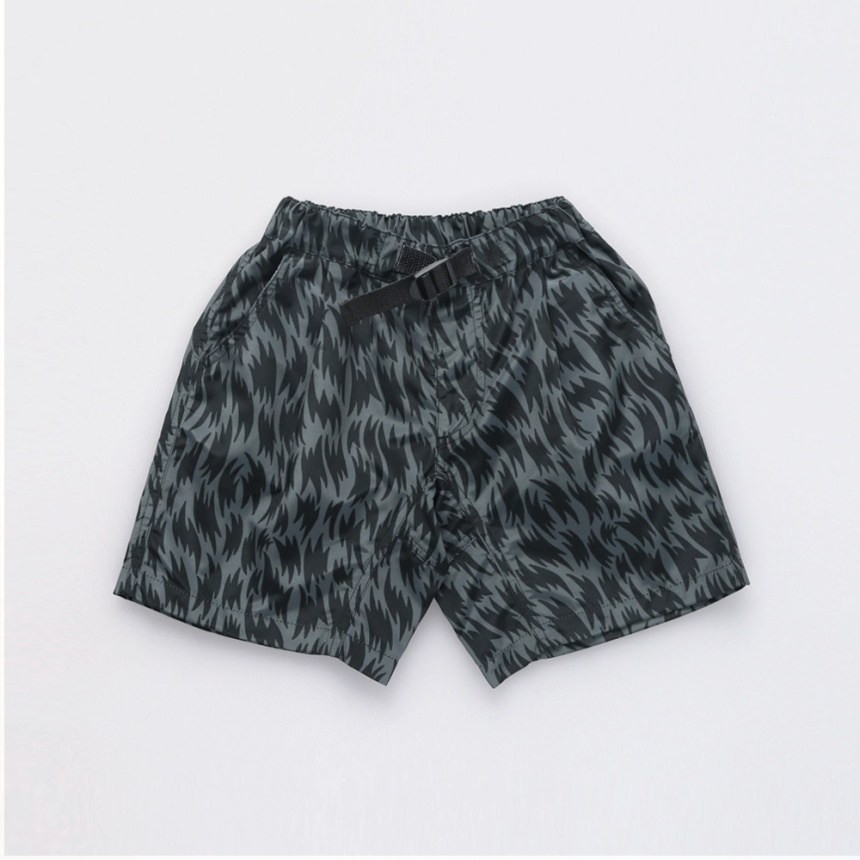 チャコールグレー