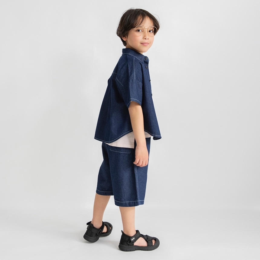 ネイビーブルー