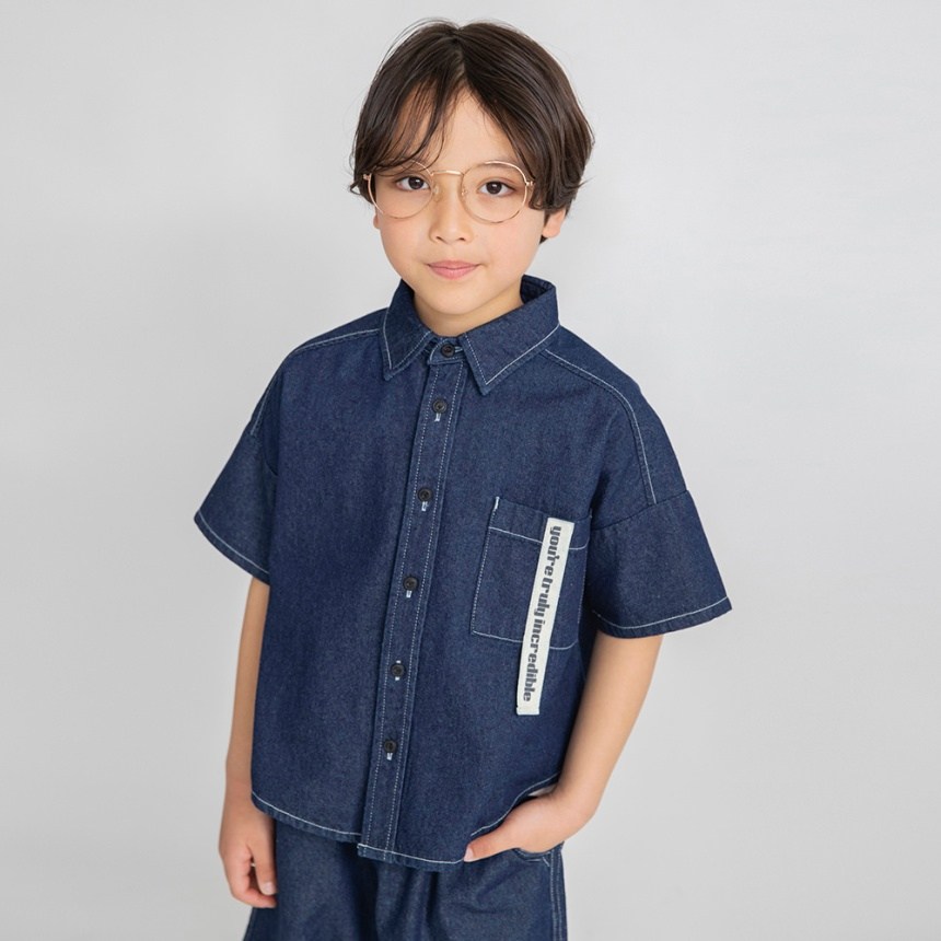 ネイビーブルー