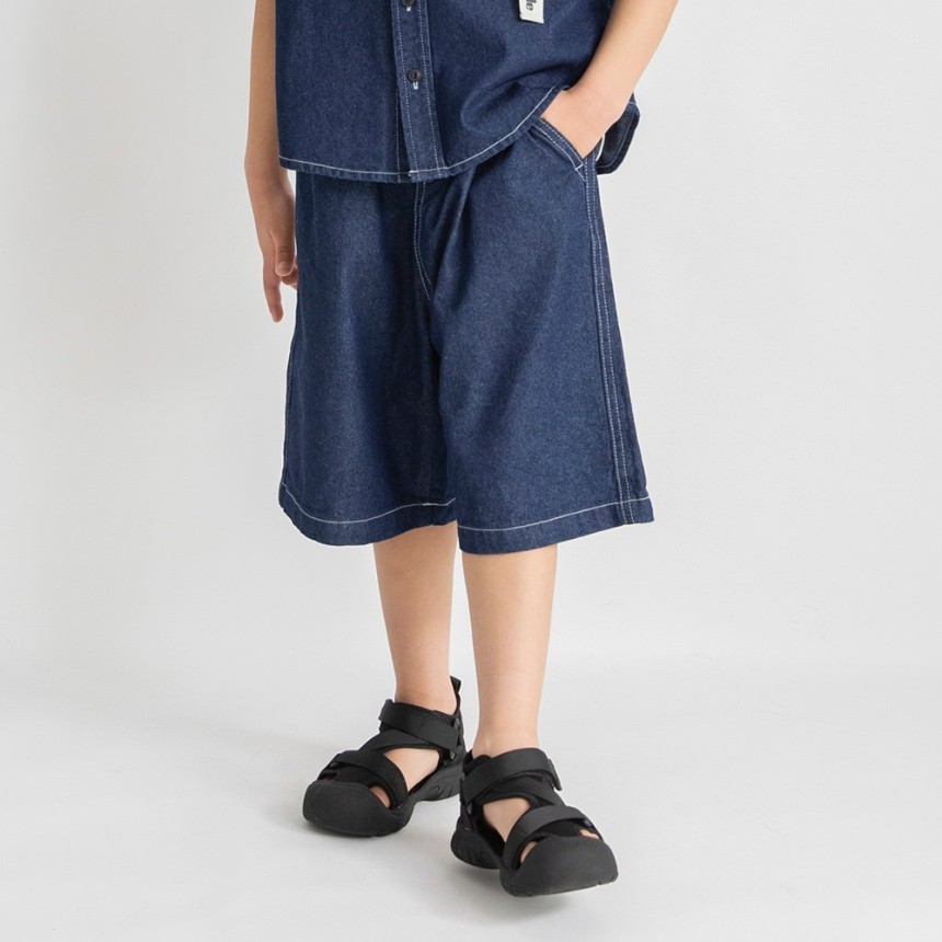 ネイビーブルー