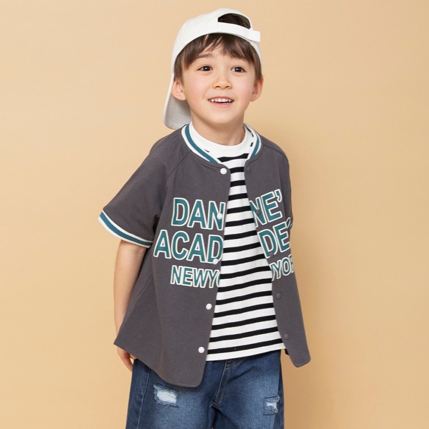 チャコールグレー