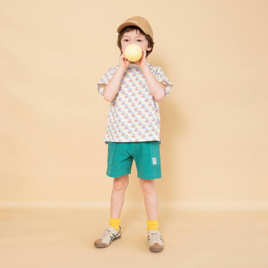 ライトグリーン