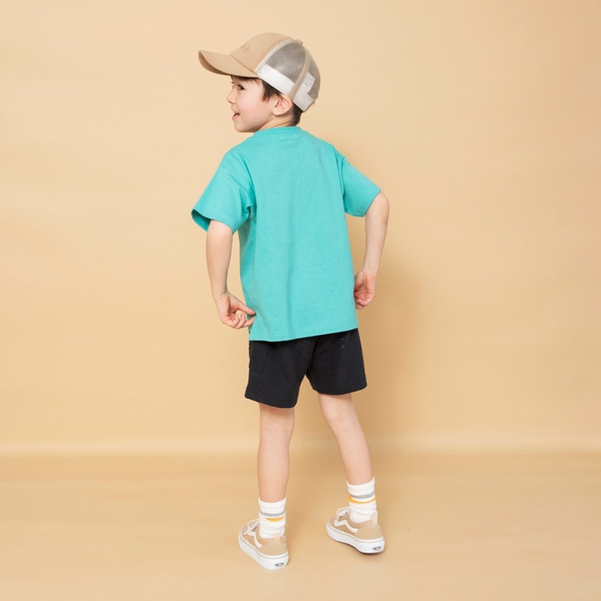 チャコールグレー