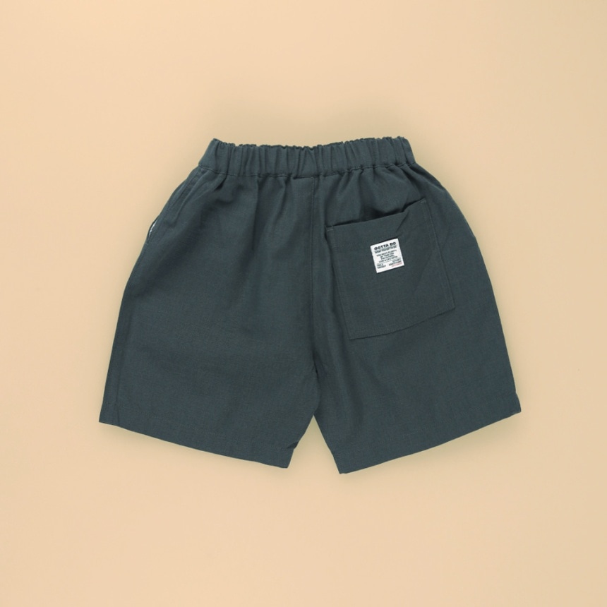 チャコールグレー