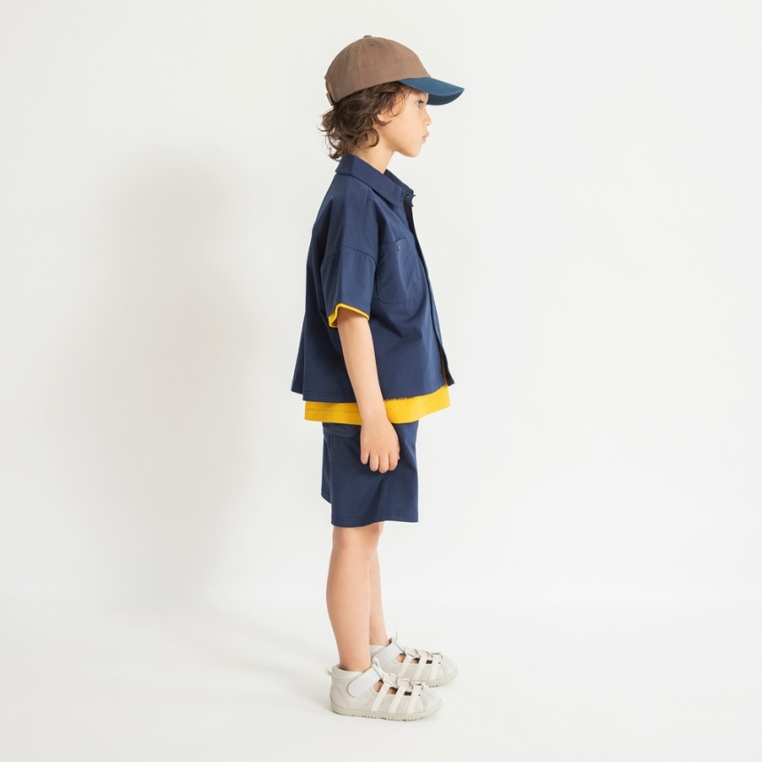 ネイビーブルー