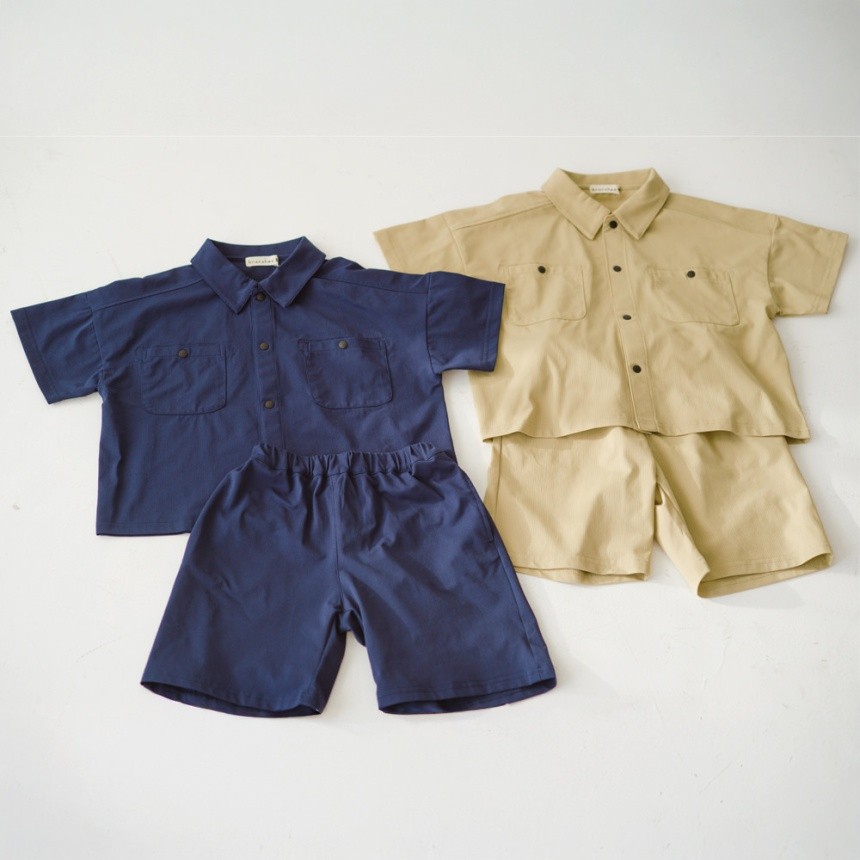 ネイビーブルー