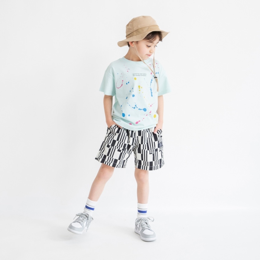 ライトグリーン