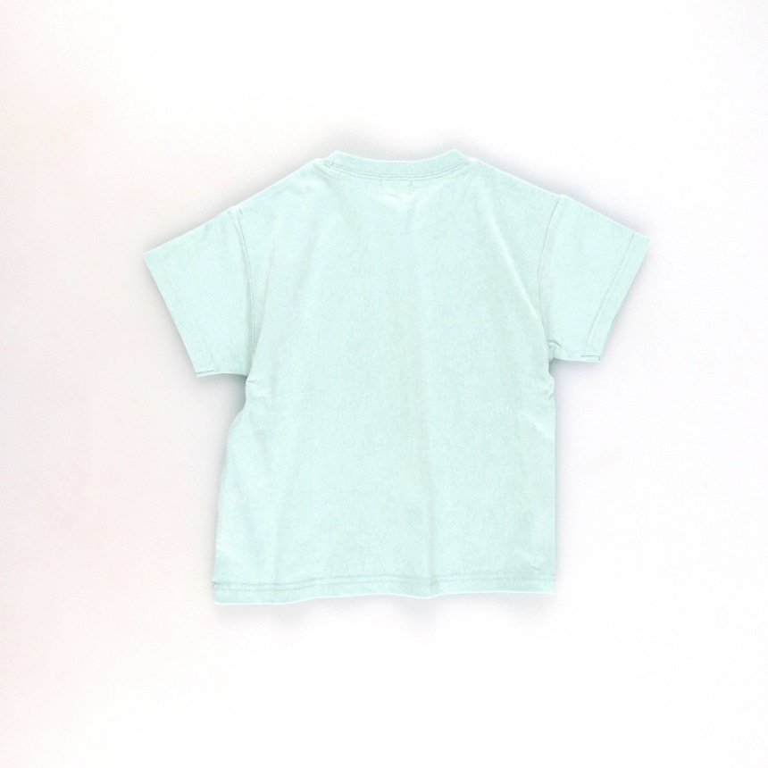 ライトグリーン