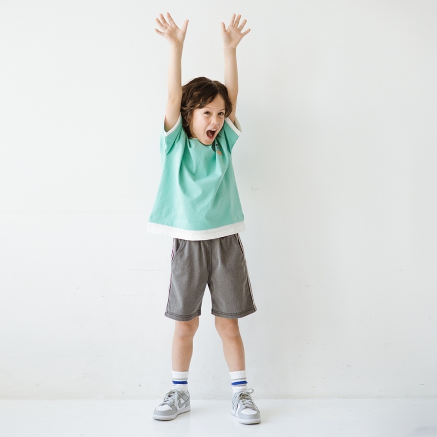 ライトグリーン