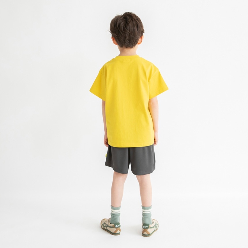 チャコールグレー