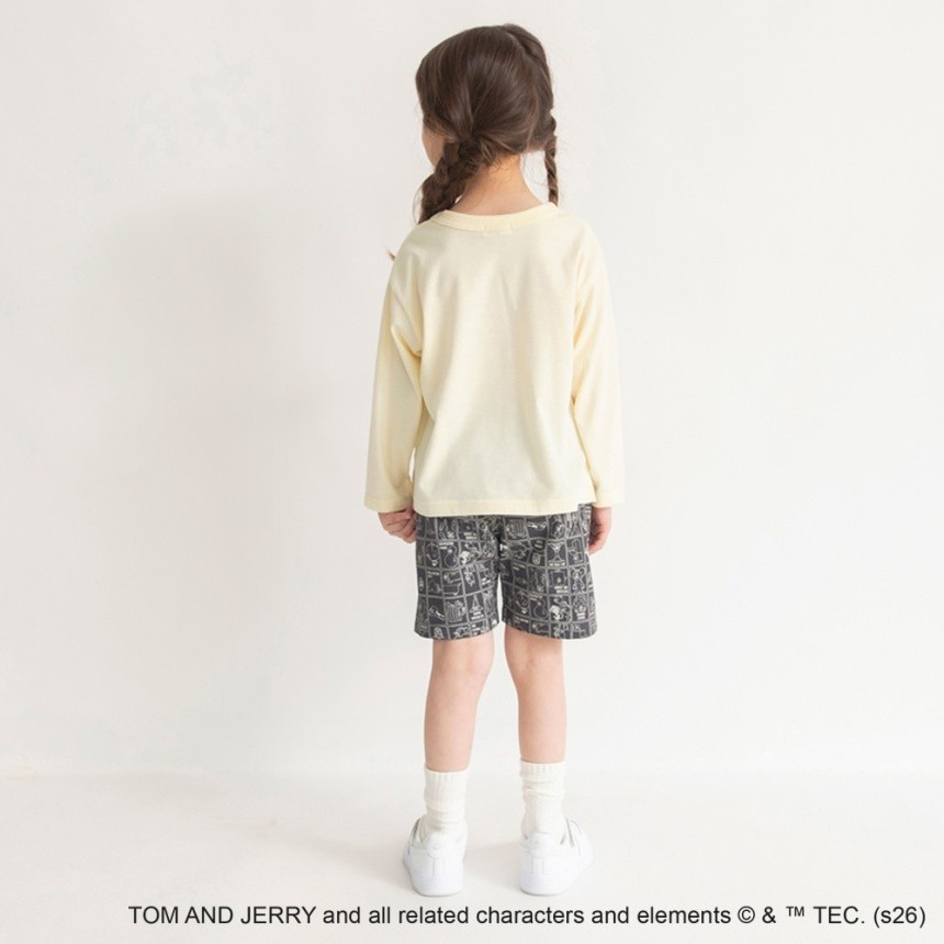 チャコールグレー