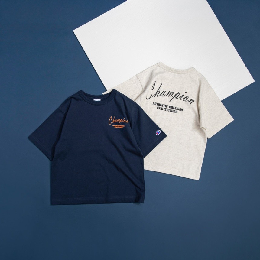 ネイビーブルー