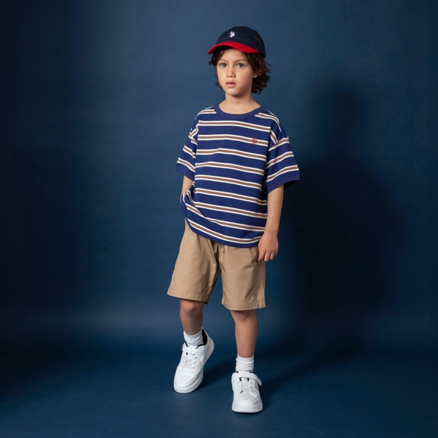 ネイビーブルー