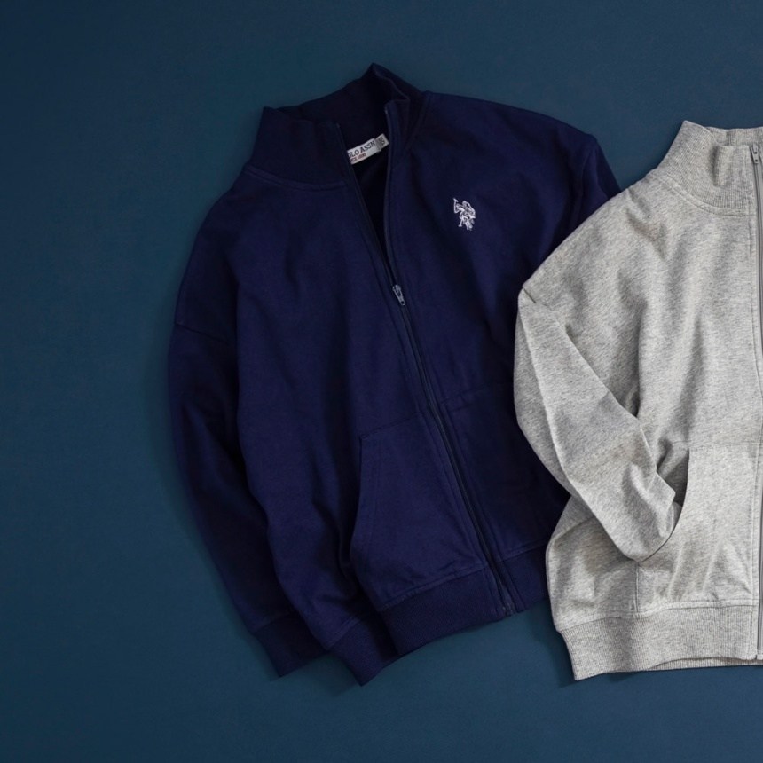 ネイビーブルー