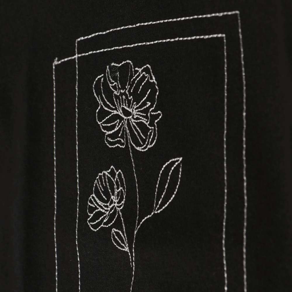 花刺繍長袖tシャツ 12 1105 081 子供服 ベビー服 ブランシェス 公式通販オンラインショップ