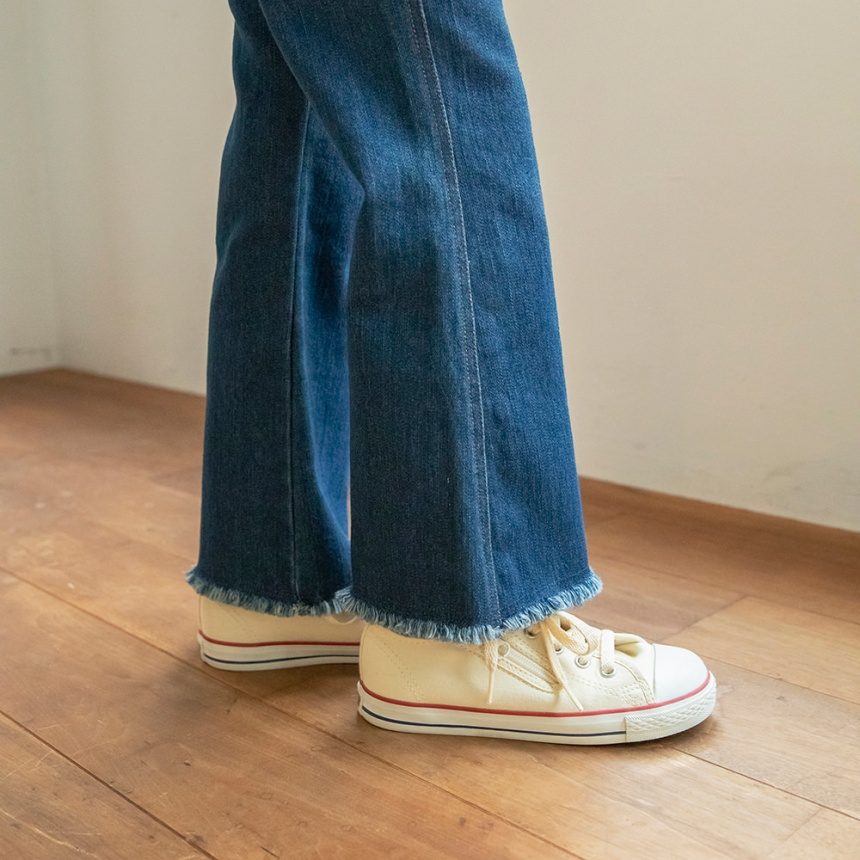 ネイビーブルー