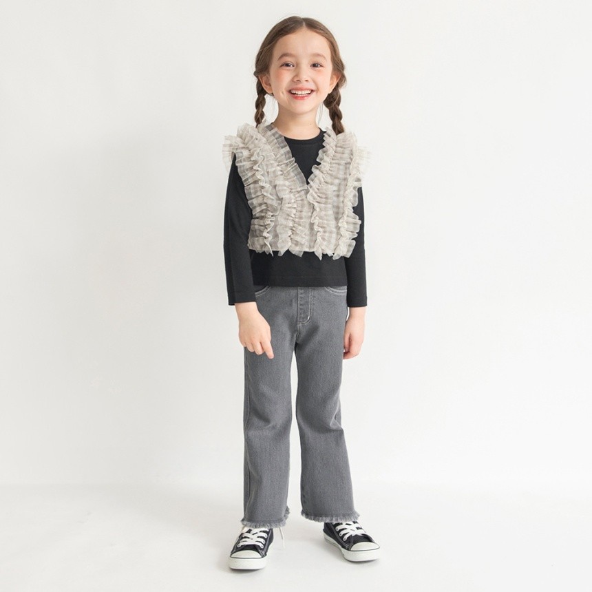 チャコールグレー