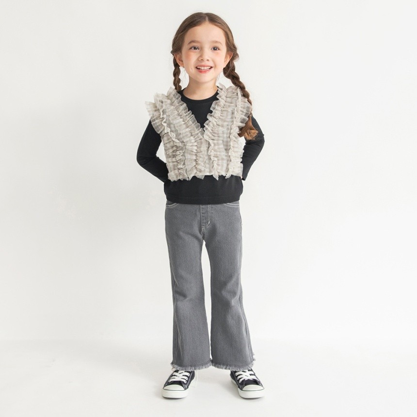 チャコールグレー