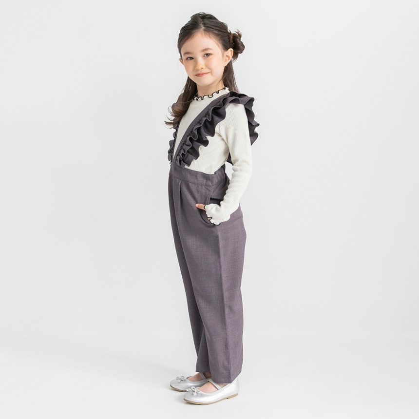 チャコールグレー