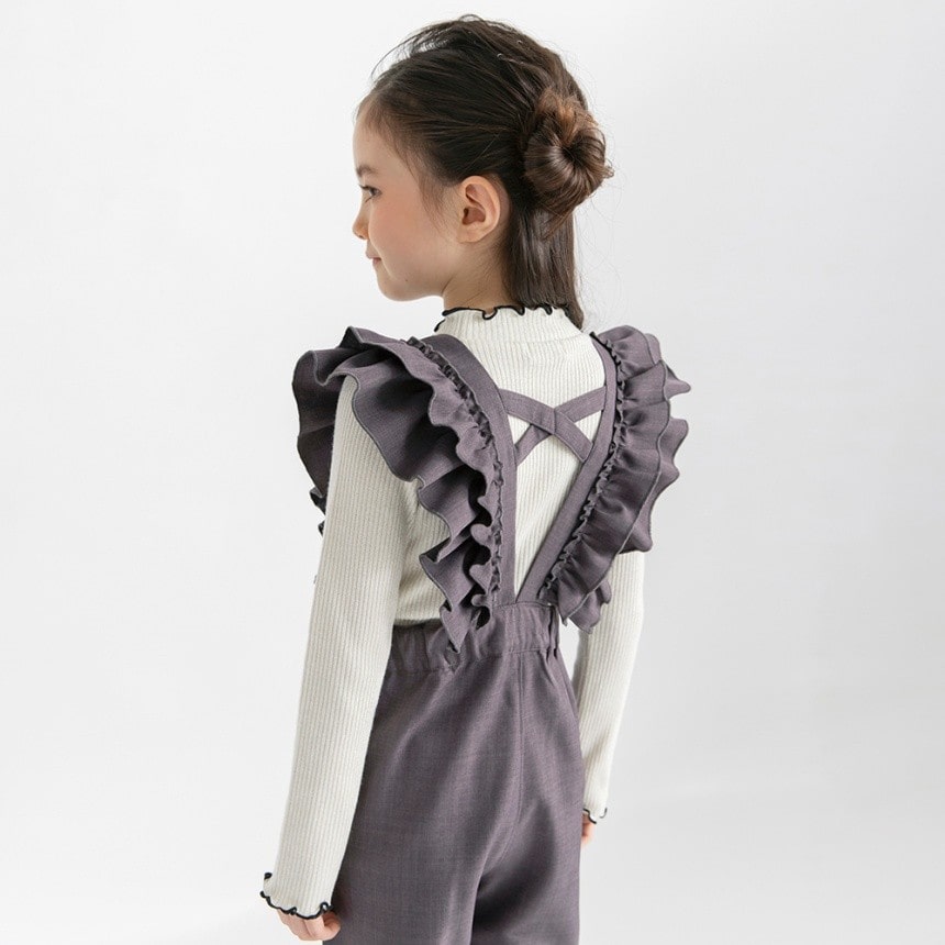 チャコールグレー