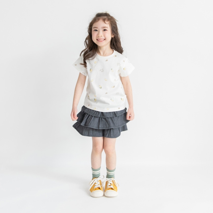 チャコールグレー