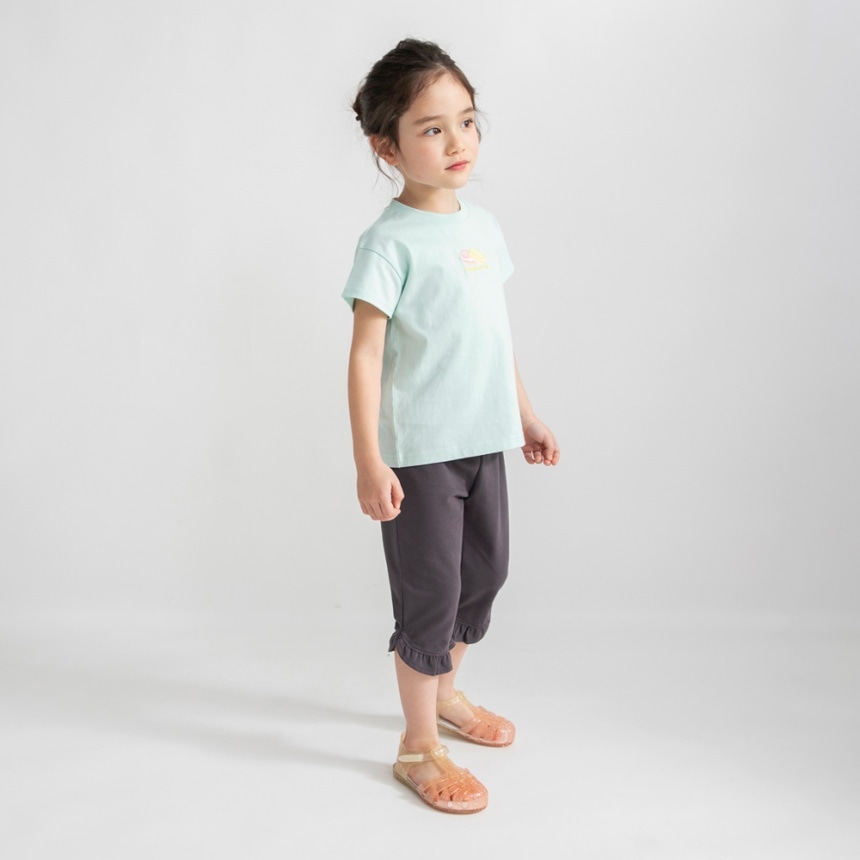 ライトグリーン