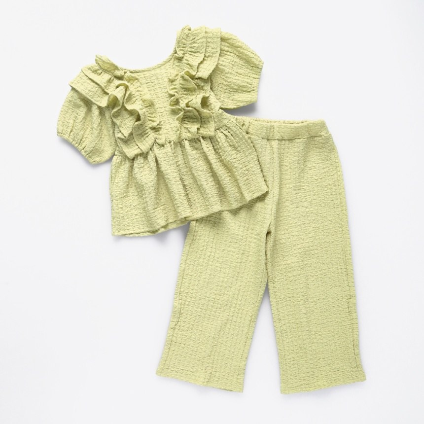 ライトグリーン