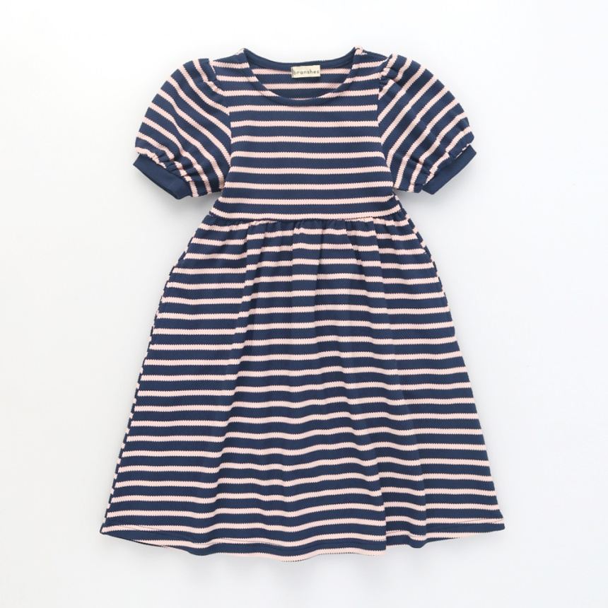 ネイビーブルー