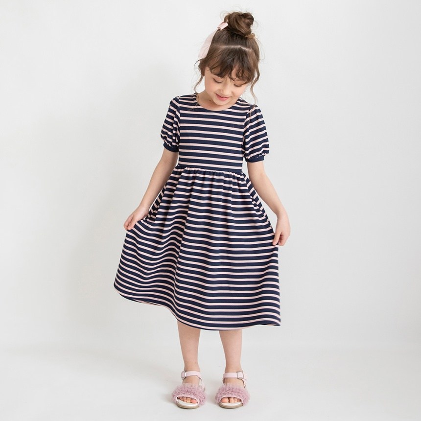 ネイビーブルー