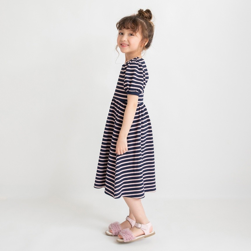 ネイビーブルー