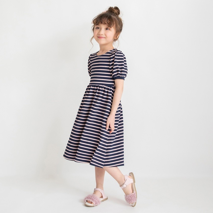 ネイビーブルー