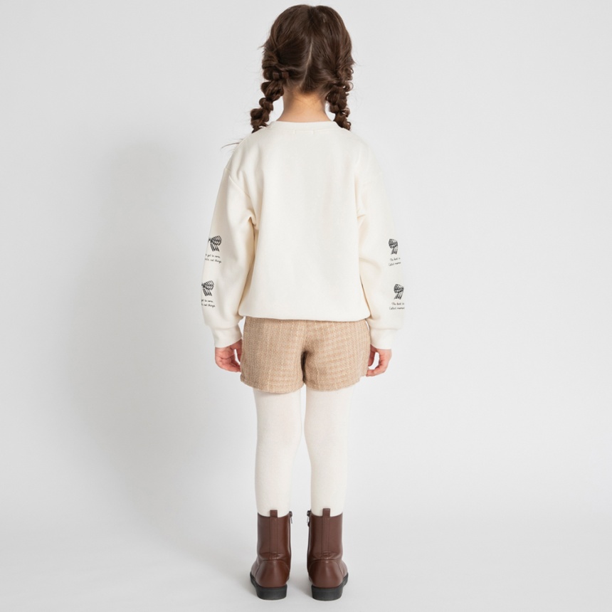 アイボリー