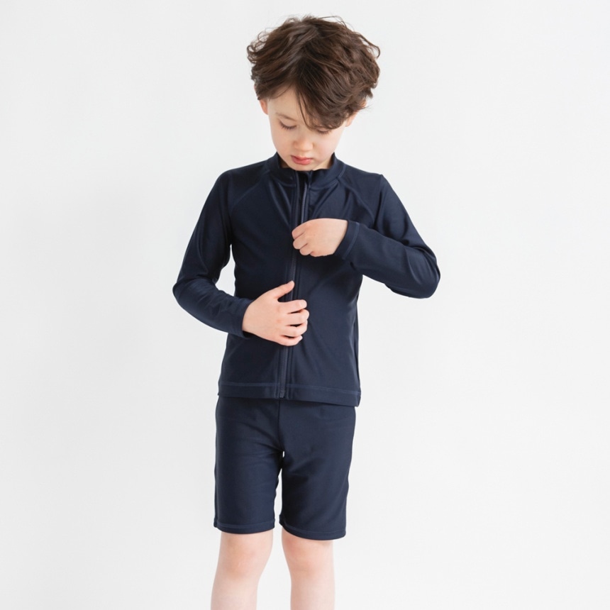 ネイビーブルー