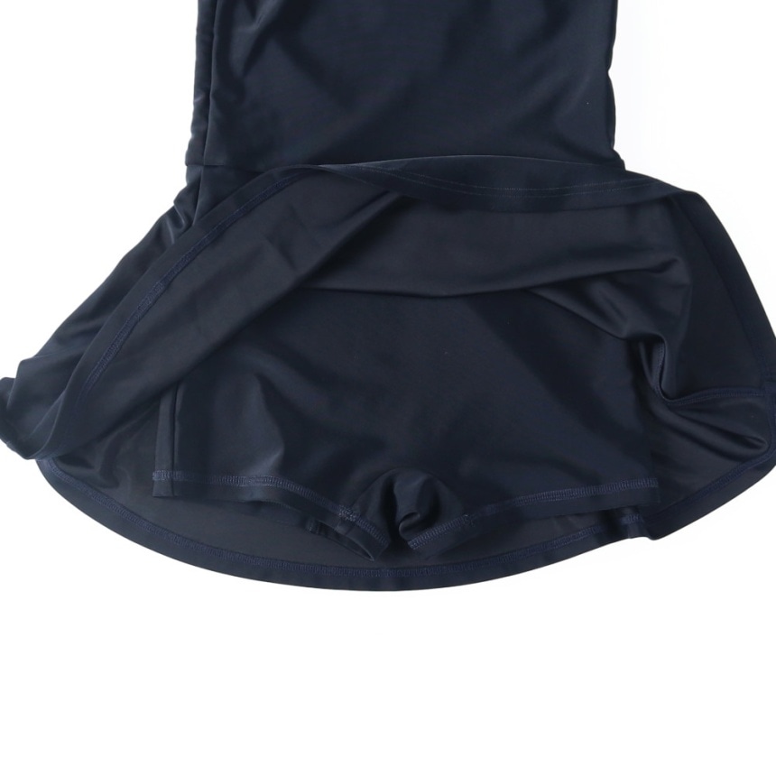 ネイビーブルー