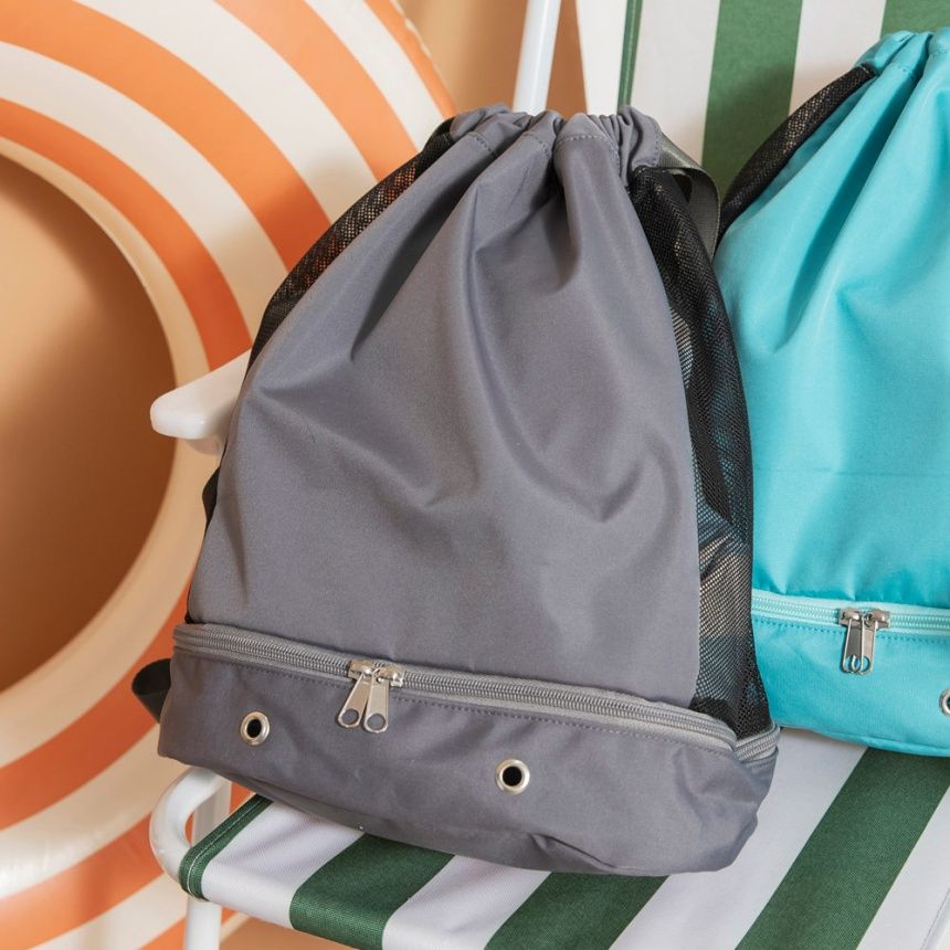 チャコールグレー