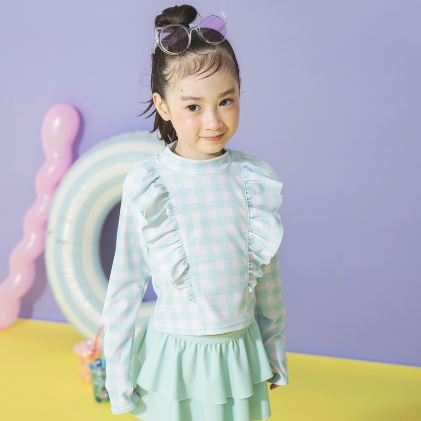 ライトグリーン