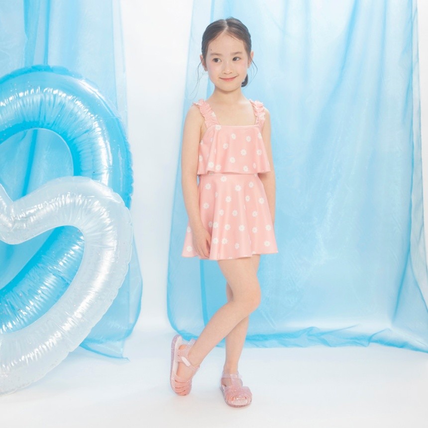 サーモンピンク