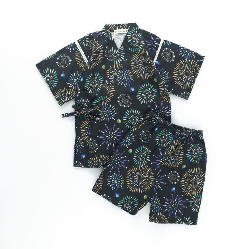 チャコールグレー