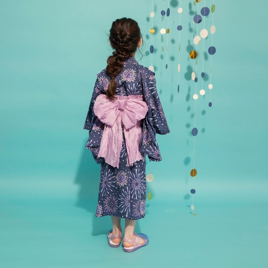 ネイビーブルー