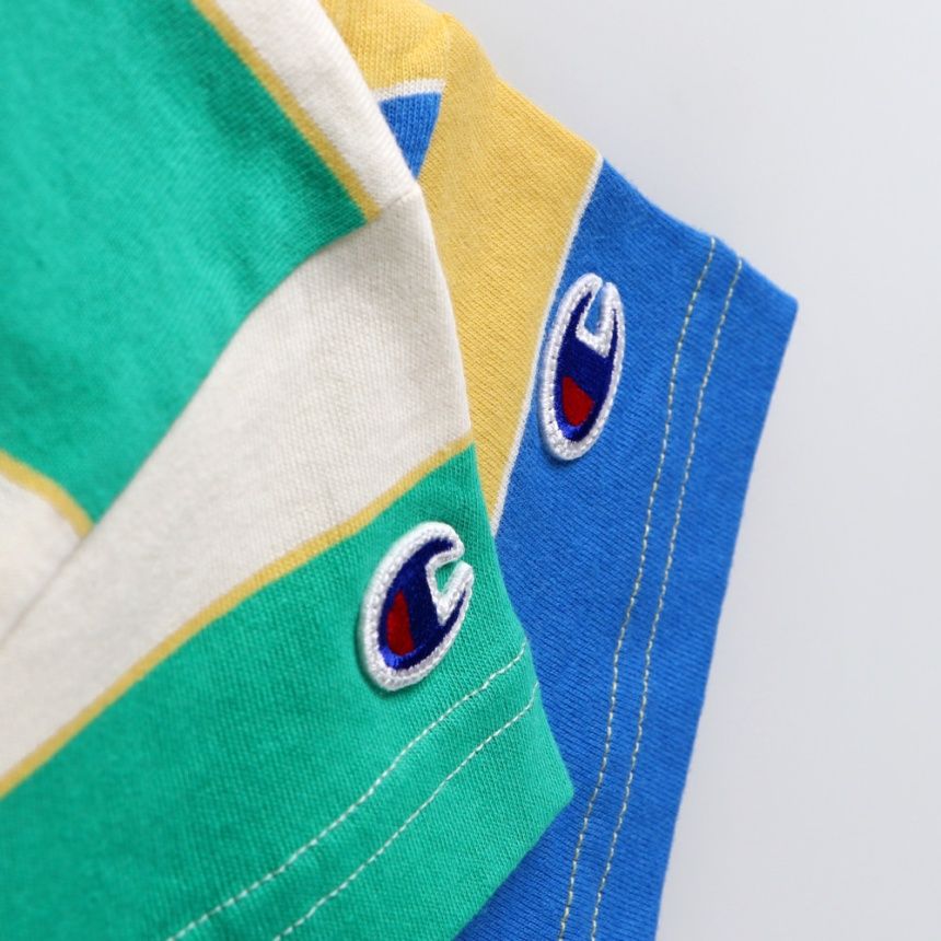 ライトグリーン