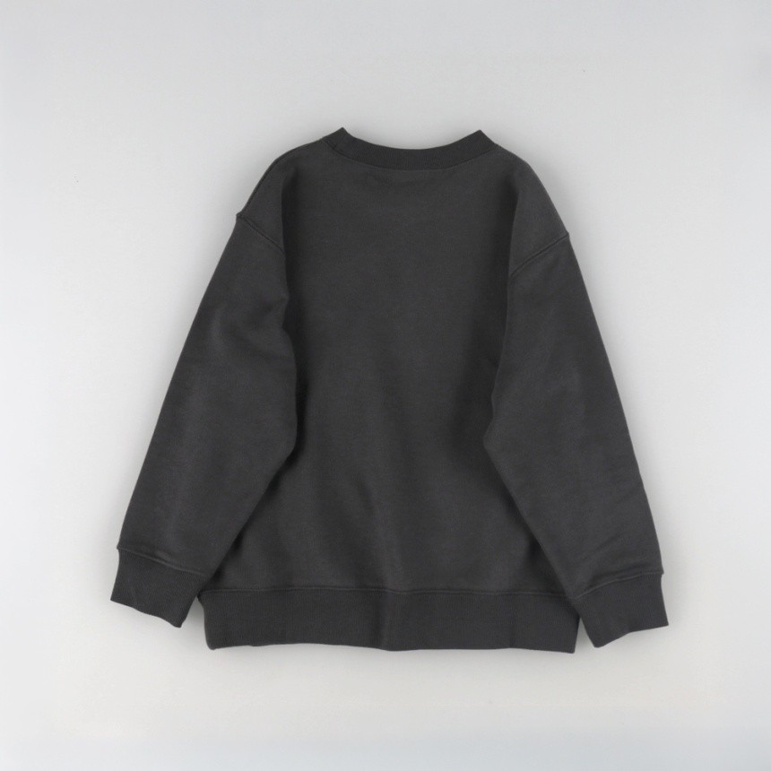 ブラック