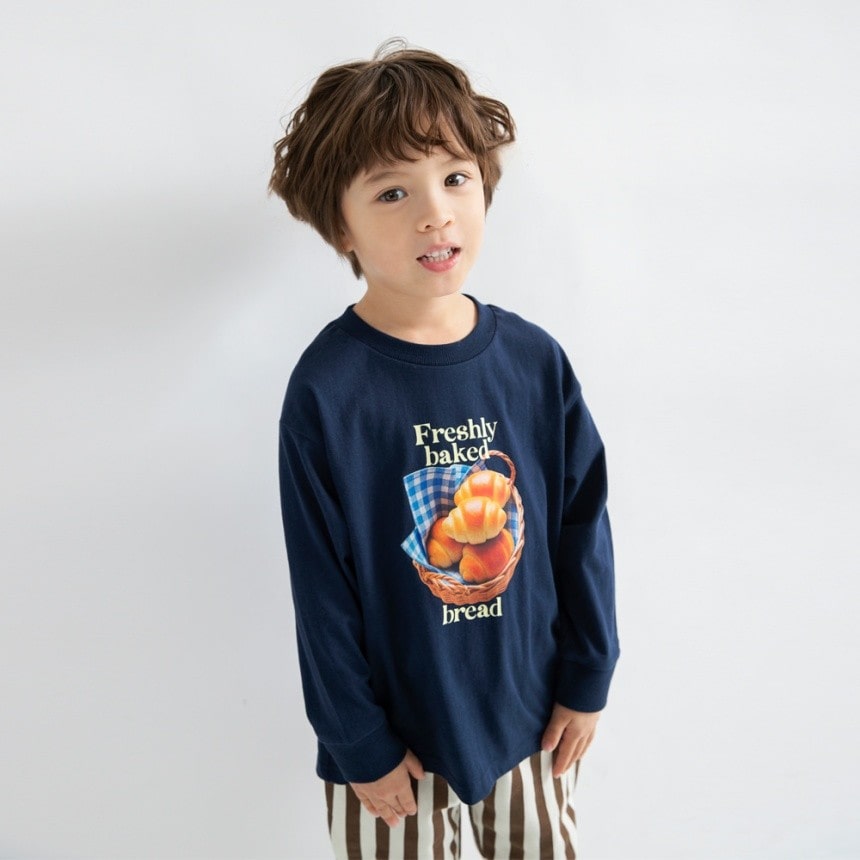 22:ネイビーブルー